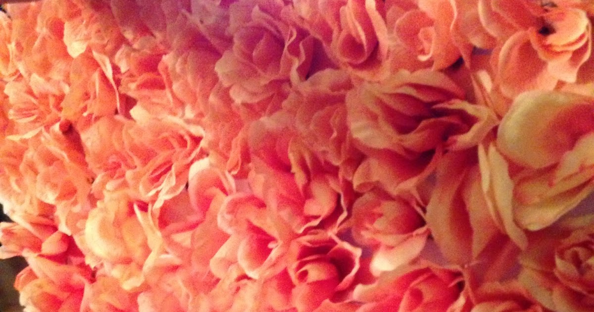 Rellebelle's World DIY Ombre Flower Wall