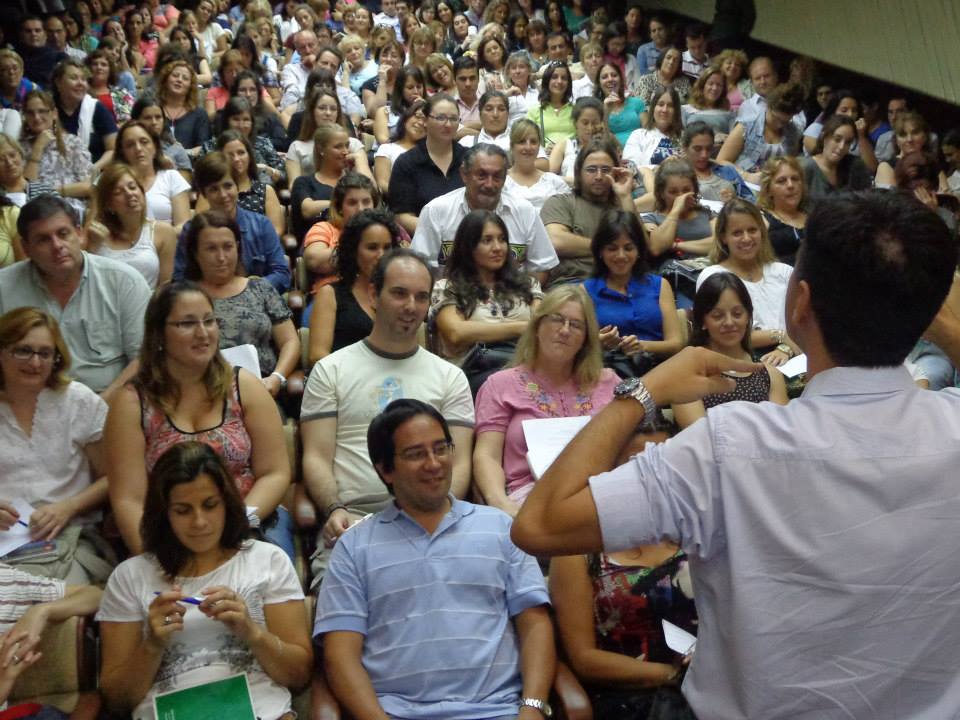 A través de SINERGIA EDUCATIVA