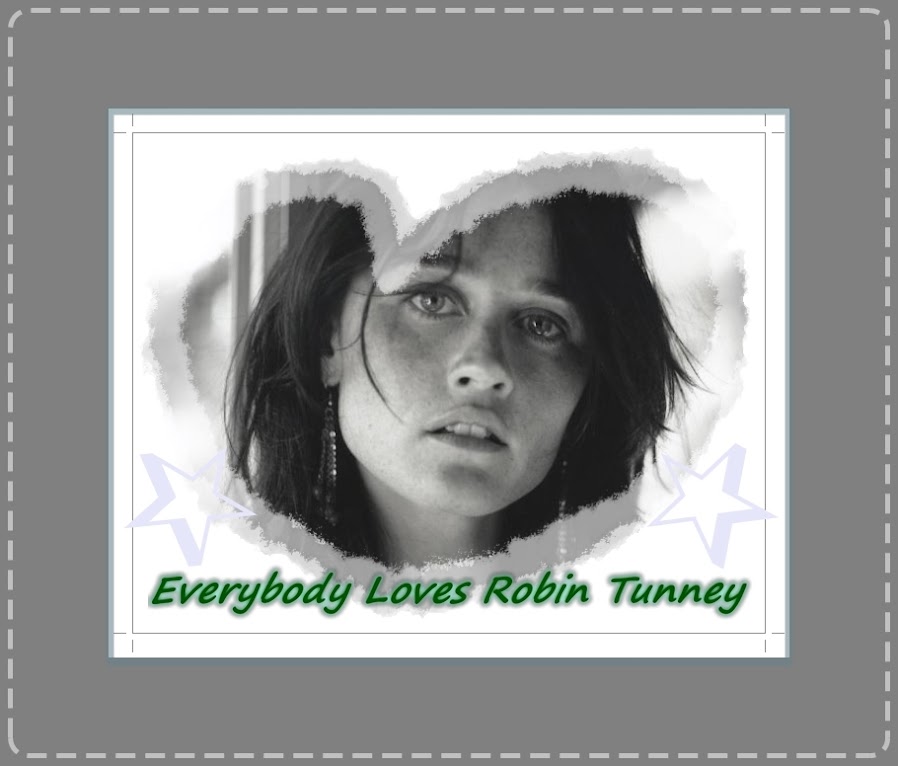 Everybody Loves Robin Tunney
