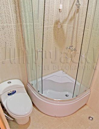 Contoh Desain Kamar Mandi Mungil on Kamar Mandi Praktis
