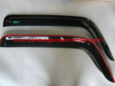 Talang Air New Dyna Original Black Depan Talang Air New Dyna Original Black Depan