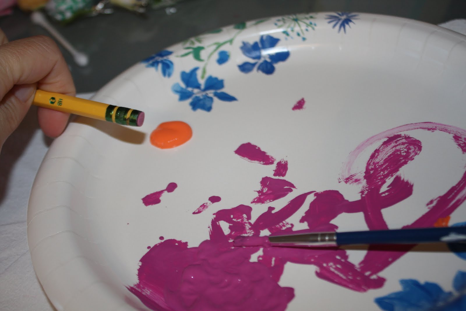 Sara vs. Sarah "Stamping" Fabric with Paint {DIY}