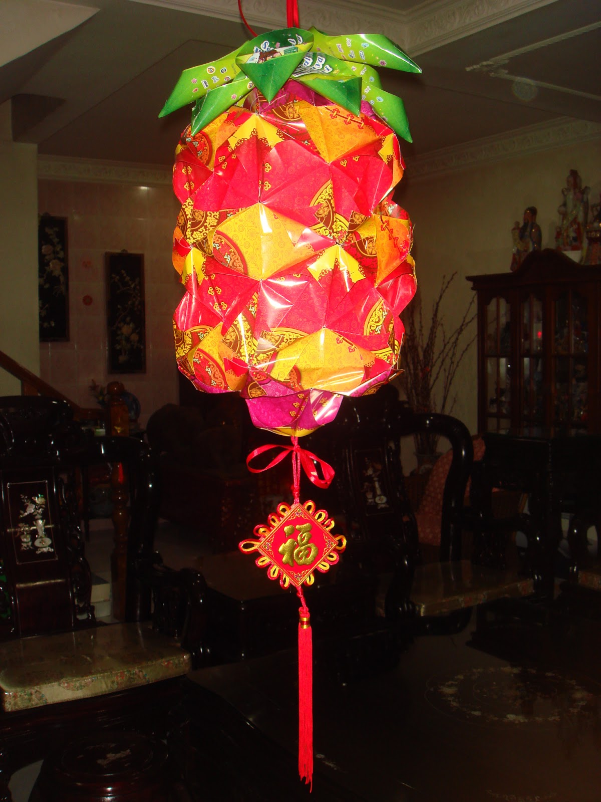 Pineapple lantern