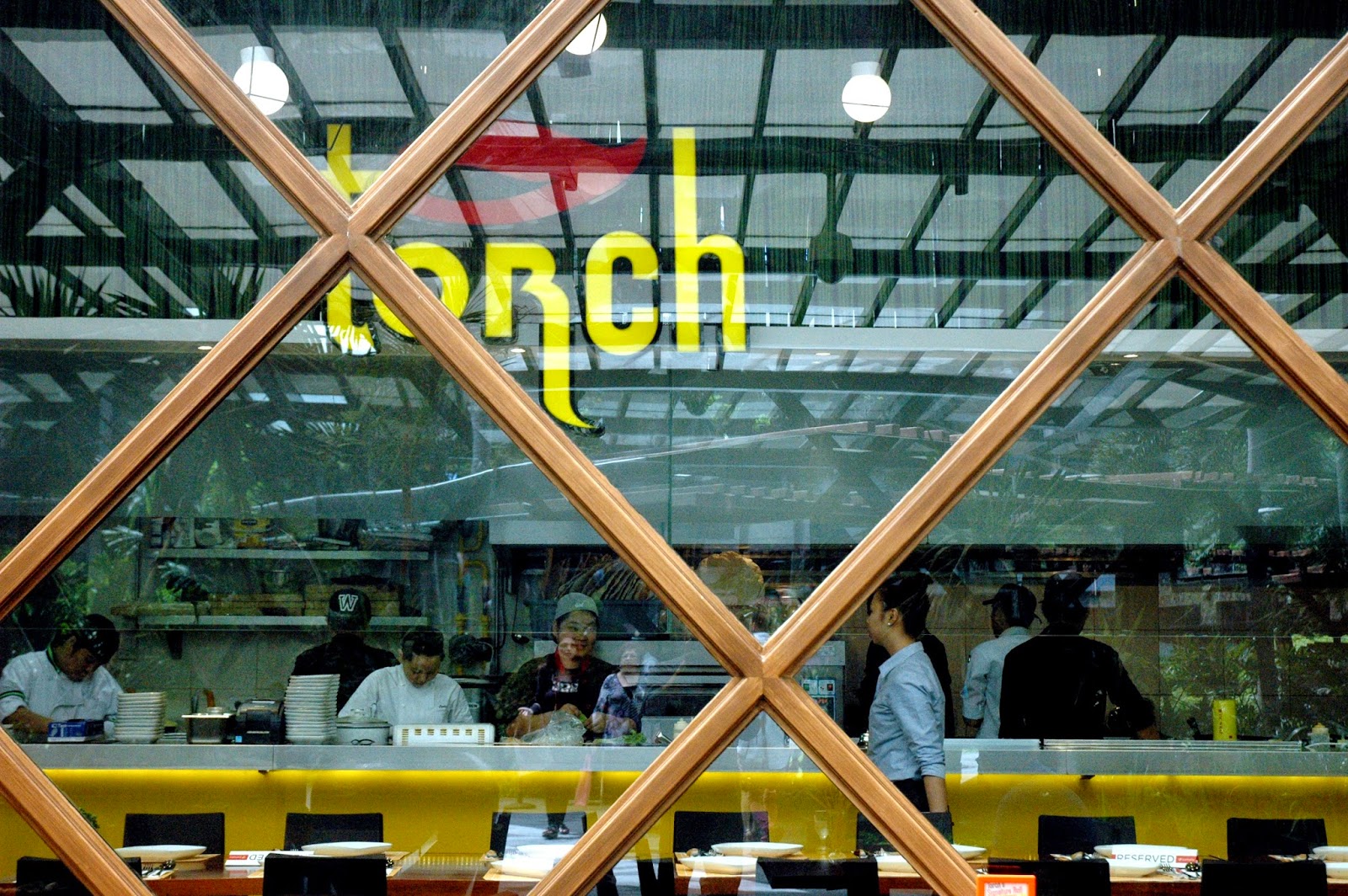 DUDE FOR FOOD Torch Ignites with a New Branch and New Dishes