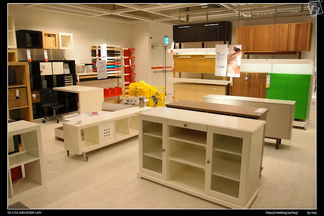 2013-09-13(1)台中IKEA開幕-店內全紀錄(1)-進門及客廳裝潢