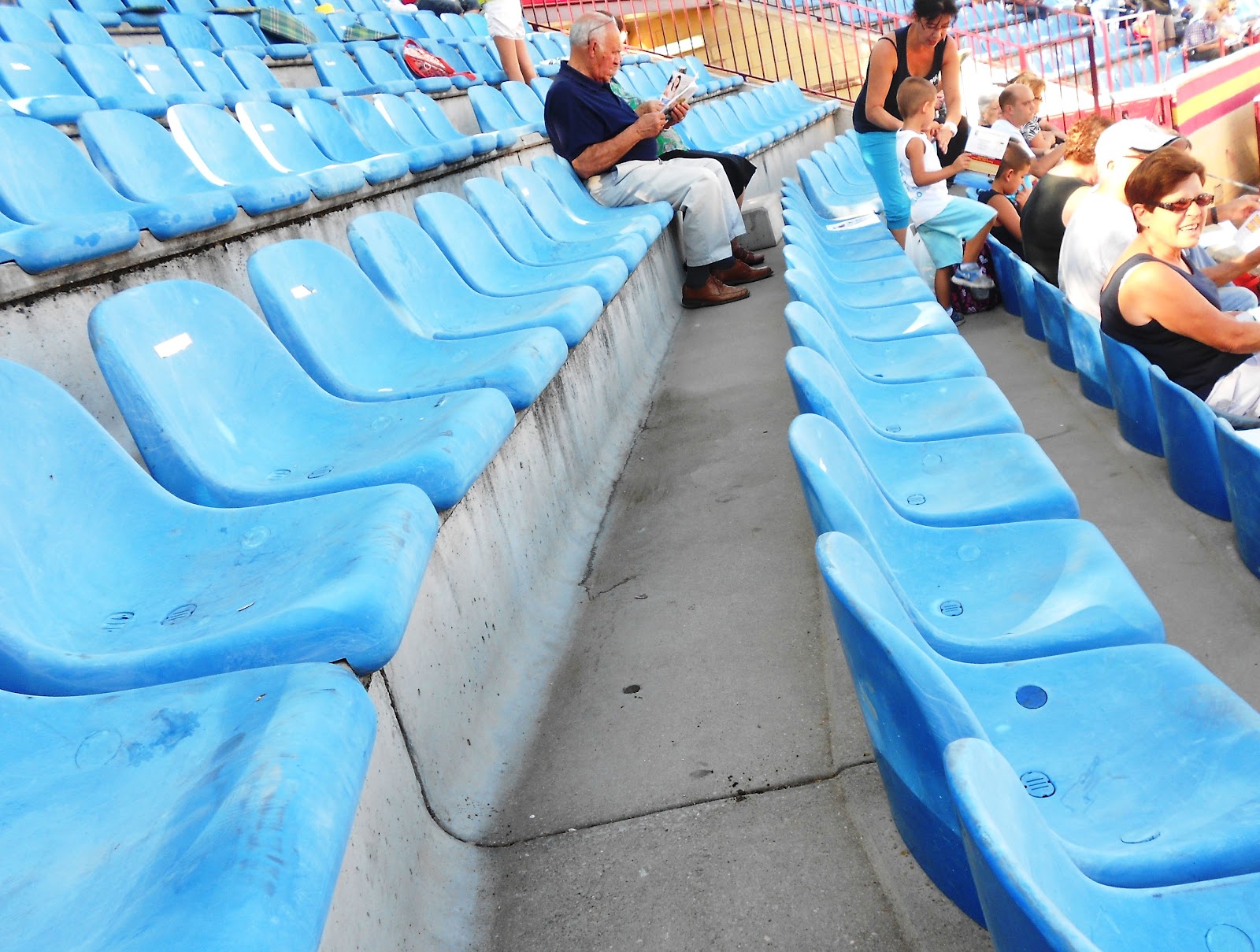 El Toro de Cenicientos: septiembre 2012