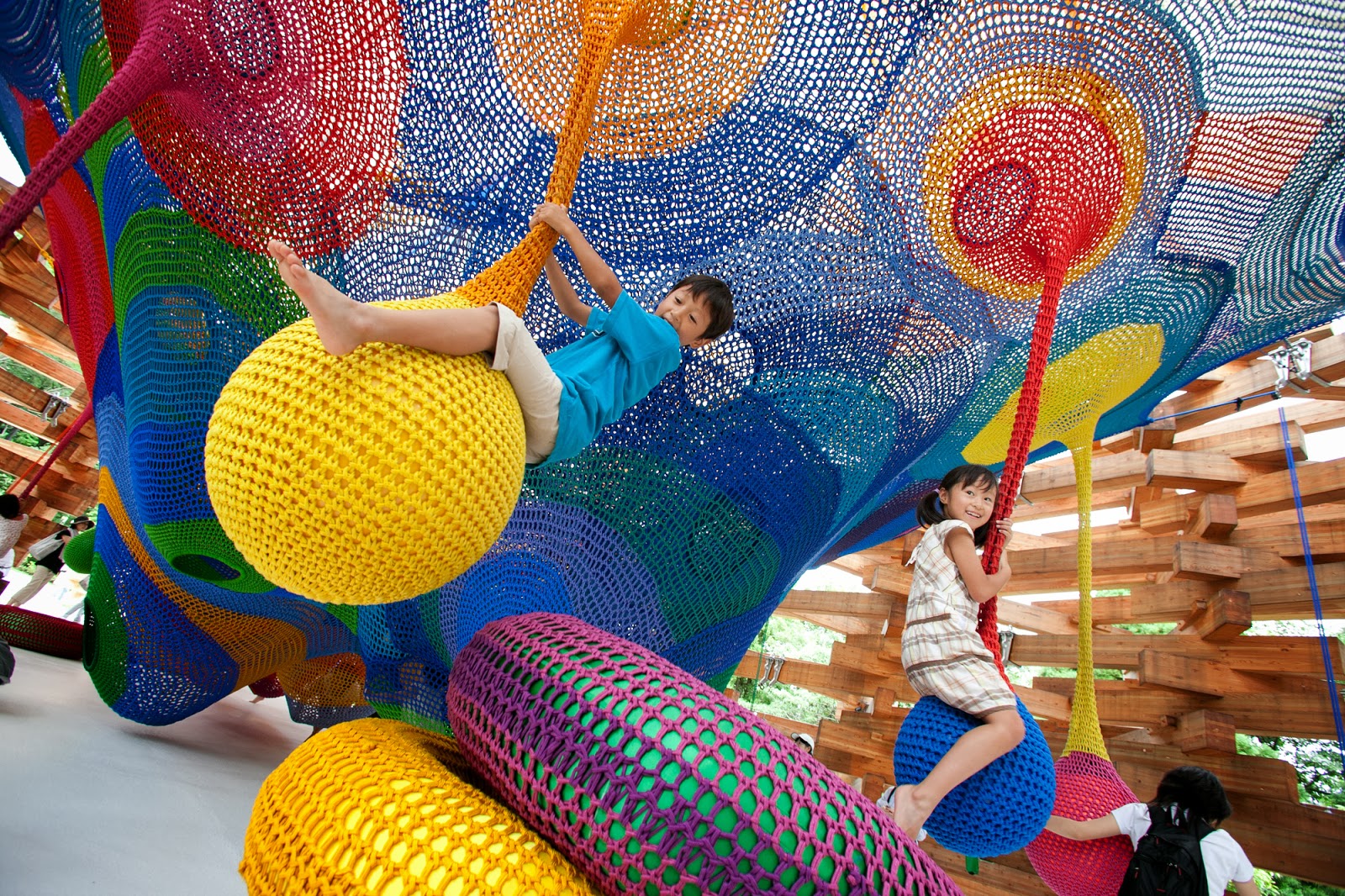 lucyillingworth Toshiko Horiuchi MacAdam "Takino Rainbow Nest"