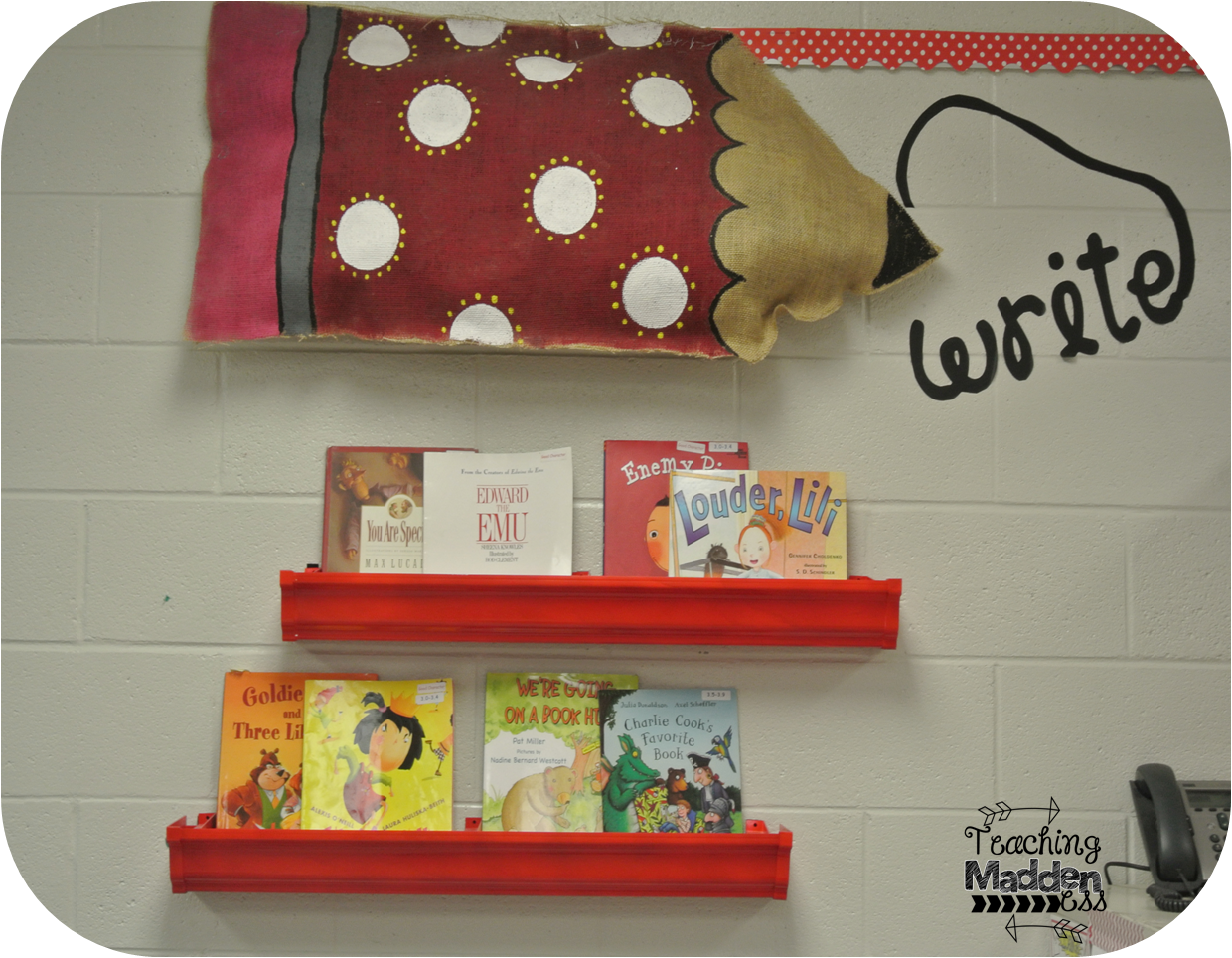 Cricut in My Classroom {Classroom Decor Giveaway} *Teaching Maddeness*