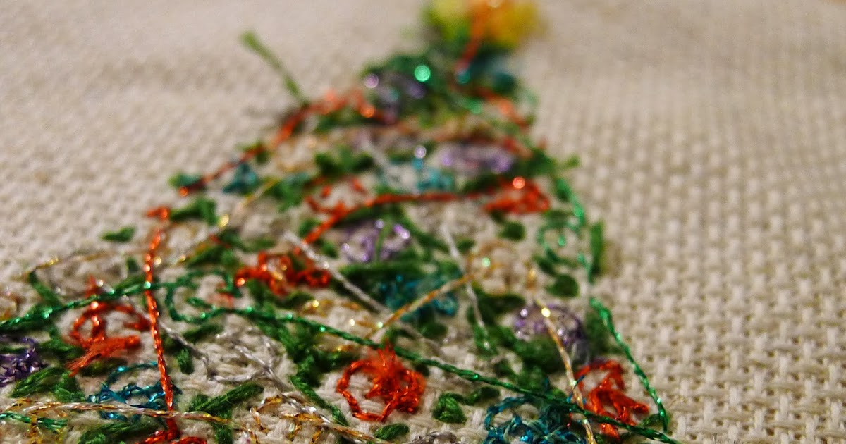 Daisies for Violet Oh Christmas Tree