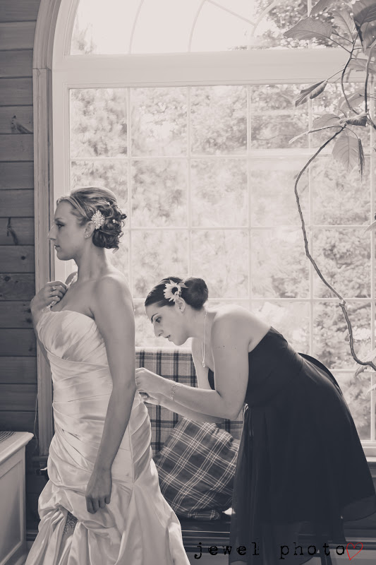 Elizabeth & Jared at the Golden Lamb Buttery!! Jewel Photo