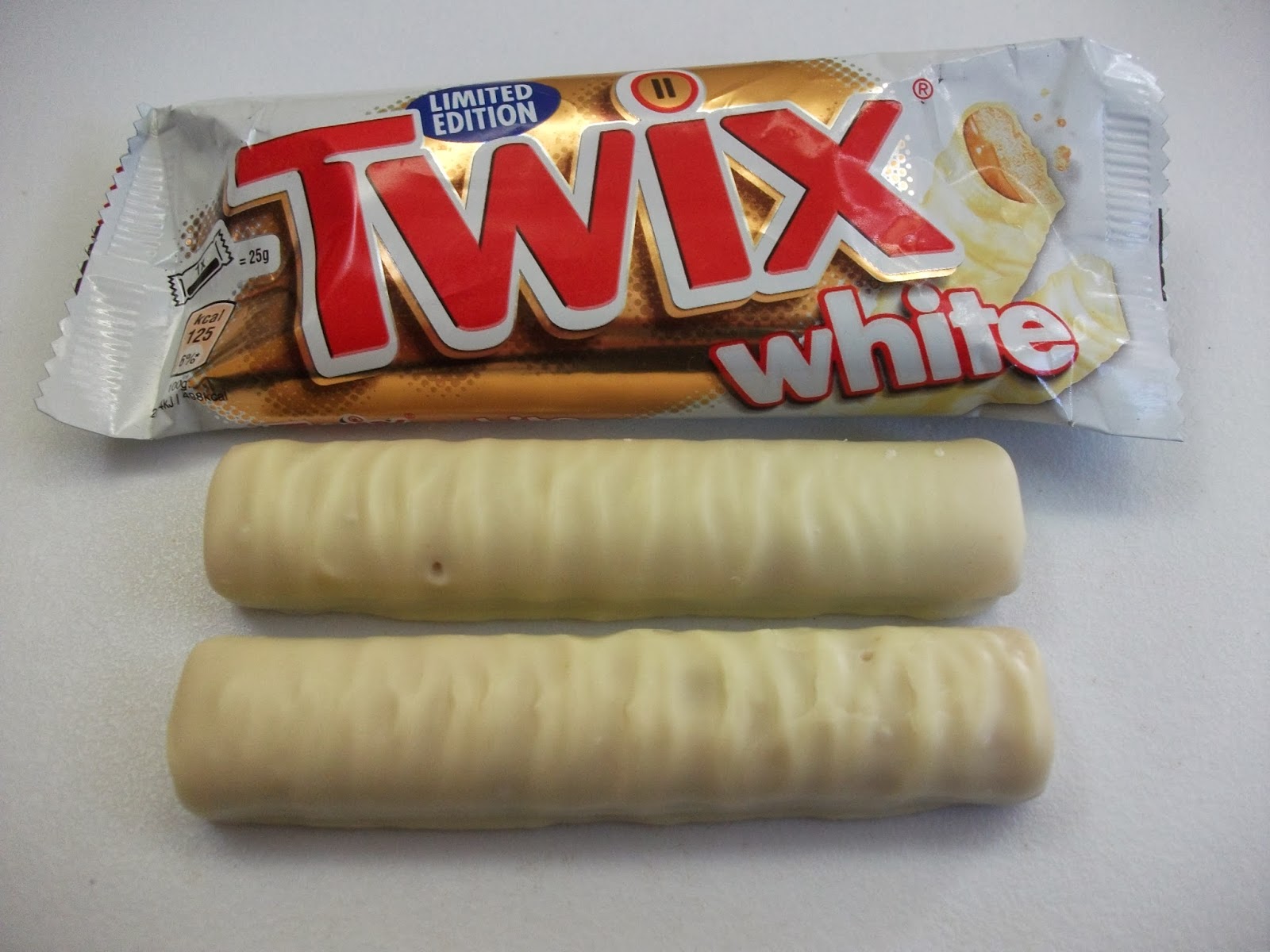 twix+white+chocolate+limited+edition+monster+sweets+2.JPG