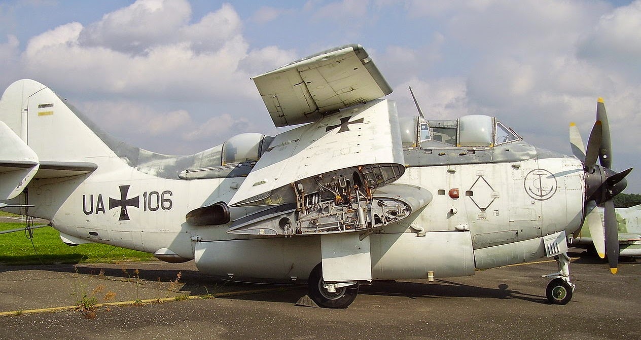 PHILATELIE et AVIATION MILITAIRE MFG2 EGGEBEK 25 ANS