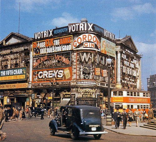 Check Out What Piccadilly Circus Looked Like  in 1945 