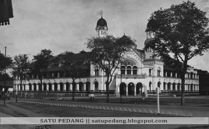 Sejarah Gedung Pintu Seribu (Lawang Sewu) Semarang Sejarah Gedung Pintu Seribu (Lawang Sewu) Semarang