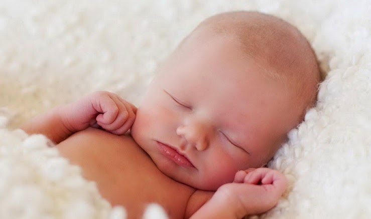 dac diem cua mot dua tre so sinh binh thuong