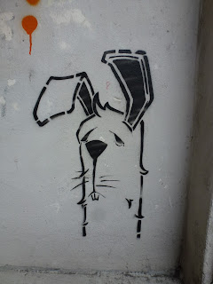  "Stencil: Sad & True!" Stencil-Hase in Trier