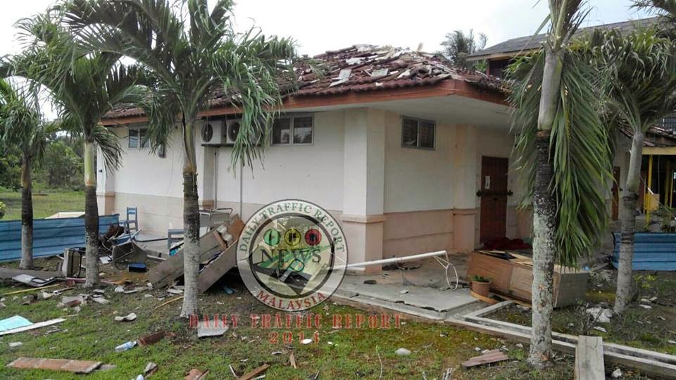 (VIDEO & GAMBAR) Kejadian Puting Beliung Di Pendang, Kedah Kejadian Puting Beliung Di Pendang, Kedah, Kejadian Puting Beliung di Alor Setar, Puting Beliung Melanda Pendang, Kedah. Puting Beliung Di Malaysia
