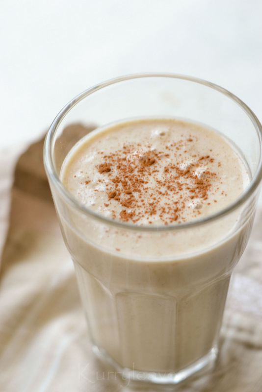 Pear,Banana,Oatmeal Breakfast Smoothie kurryleaves