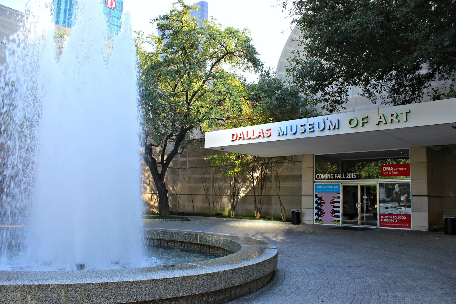 Cupcakes and Sunshine: Sweet Travels: Dallas Travel Guide, Things to Do