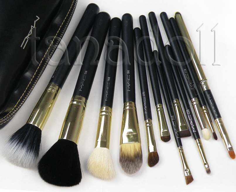 4.bp.blogspot.com/-OxOdNBEjPVY/ULU6uDRKCPI/AAAAAAAAAH8/gY84YyDejYk/s1600/kits-de-12-pinceis-estojo-e-capa-mac_MLB-F-3129322413_092012-.jpg