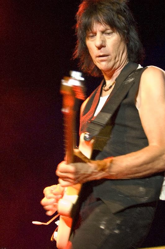 Jeff beck emotion and commotion rar