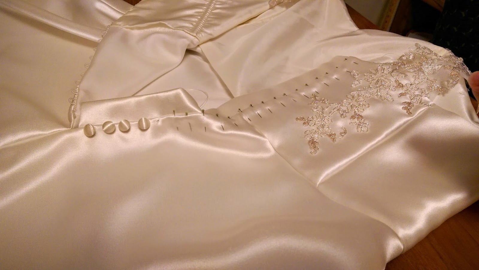 Sara Sewing Sewing a Wedding Dress