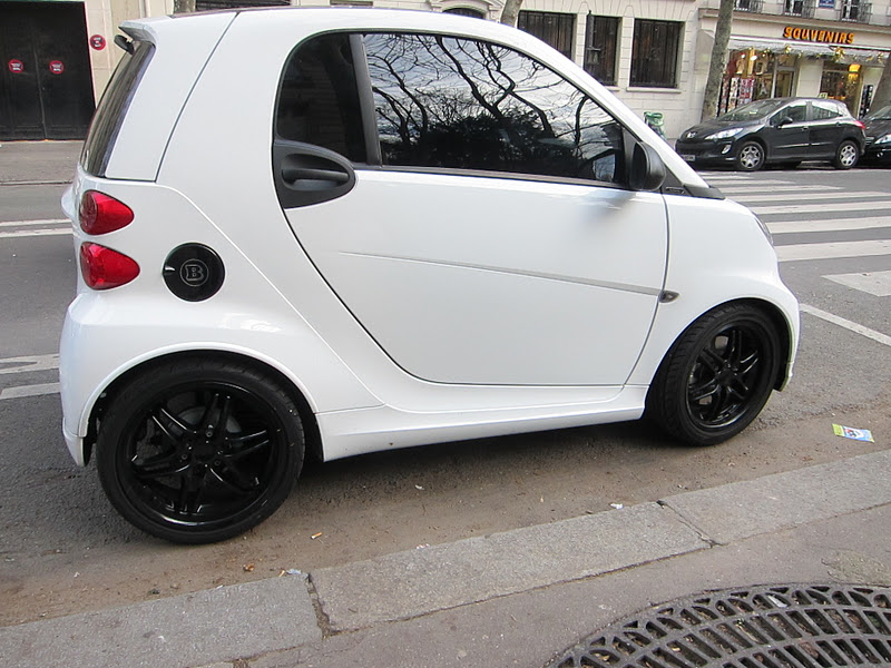 The Butchers of Pau: small car complex