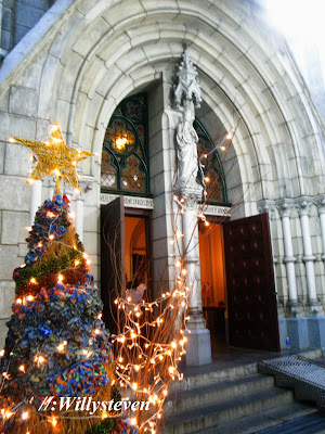 Katedral Jakarta saat perayaan Natal 2012 катедрала Џакарта