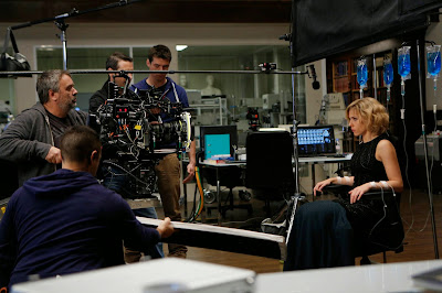 Picture of Scarlett Johansson on the set of Luc Besson's Lucy