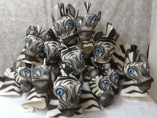 Gorro o Sombrero en goma espuma de Cebra, Rey León