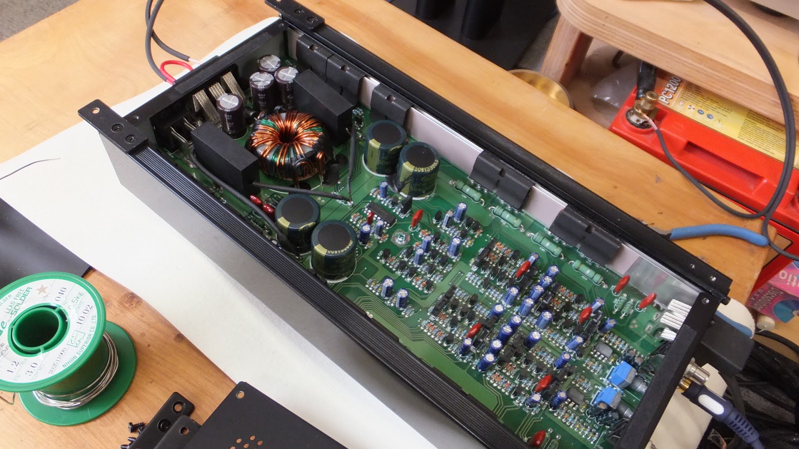 PHD ART-4085 4チャンネルアンプha-na☆a-sa PHD ART-4085 4チャンネルアンプha-na☆a-sa PHD ART-4085 4チャンネル