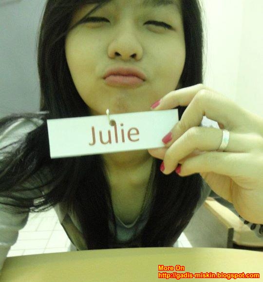 Julie : IGO Chinese Unyu-unyu Cute Narsis Julie : IGO Chinese Unyu-unyu Cute Narsis