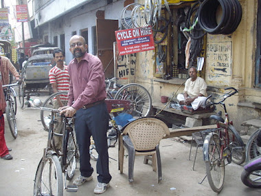 Touring Varanasi on a bicycle.(Thursday 10-11-2011).