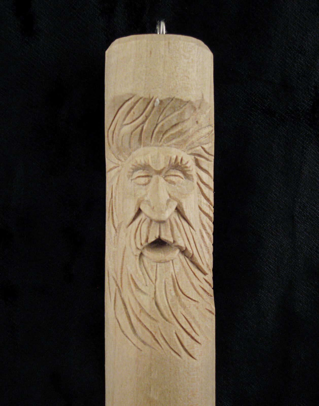 Flying Chips The Magic Of Faces It S A Lot Of Fun To Carve Faces Into Found Wood But For Beginners Or Moderately Advanced Carvers Is Easier Learn With Commercially Processed