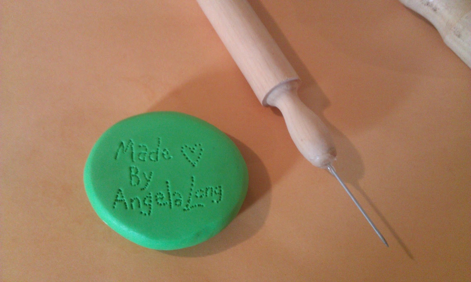 Simple Livin DIY Stamp (make your own stamp for clay or playdough