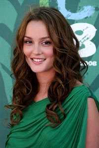 wanita 2011 dengan potongan rambut panjang wanita pada contoh model