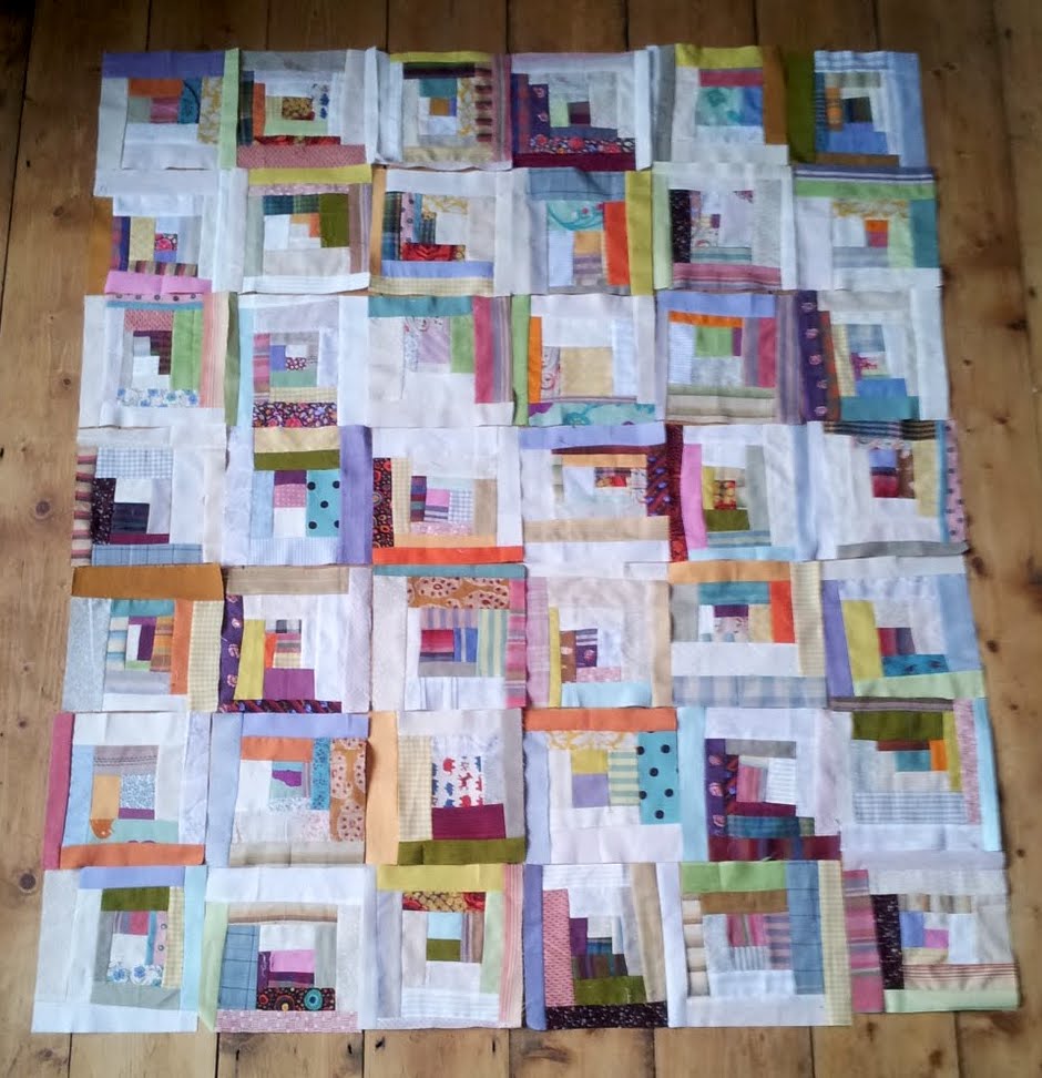 Charlie Makes... Design choices log cabin quilt layout