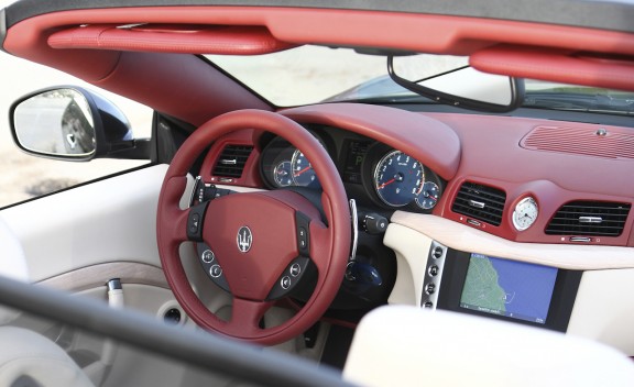 2011 Maserati GranTurismo Convertible Specs Pics Prices and Reviews 2011 Maserati GranTurismo Convertible Specs Pics Prices and Reviews