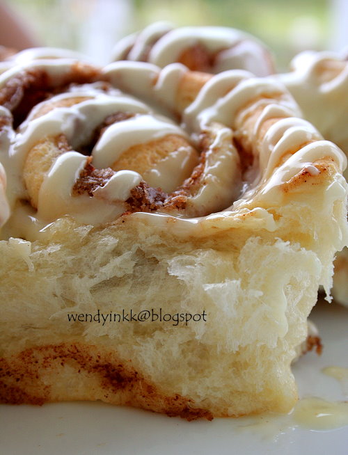 Table for 2.... or more Clone of a Cinnabon Cinnful rolls 2