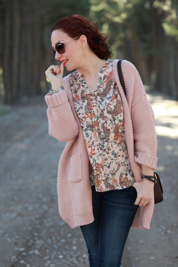LIGHT PINK CARDIGAN Black Dress Inspiration