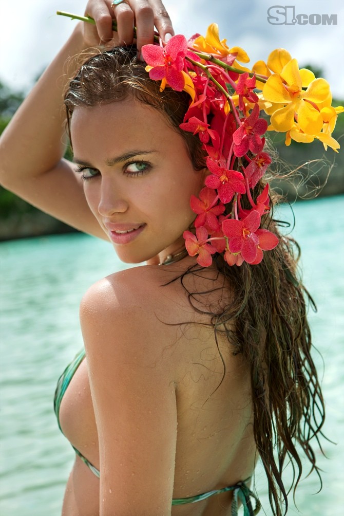 Irina Shayk Sports Illustrated Swimsuit photoshoot 2011