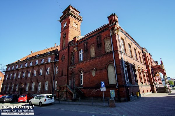 Malbork - w mieście zachowały się budynki z czerwonej cegły