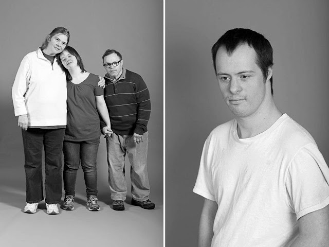 Debbie, Amanda, Gordy on left; Robin on right. Portraits by Warren Pot. From his FB page. Debbie, Amanda, Gordy on left; Robin on right. Portraits by Warren Pot. From his FB page.