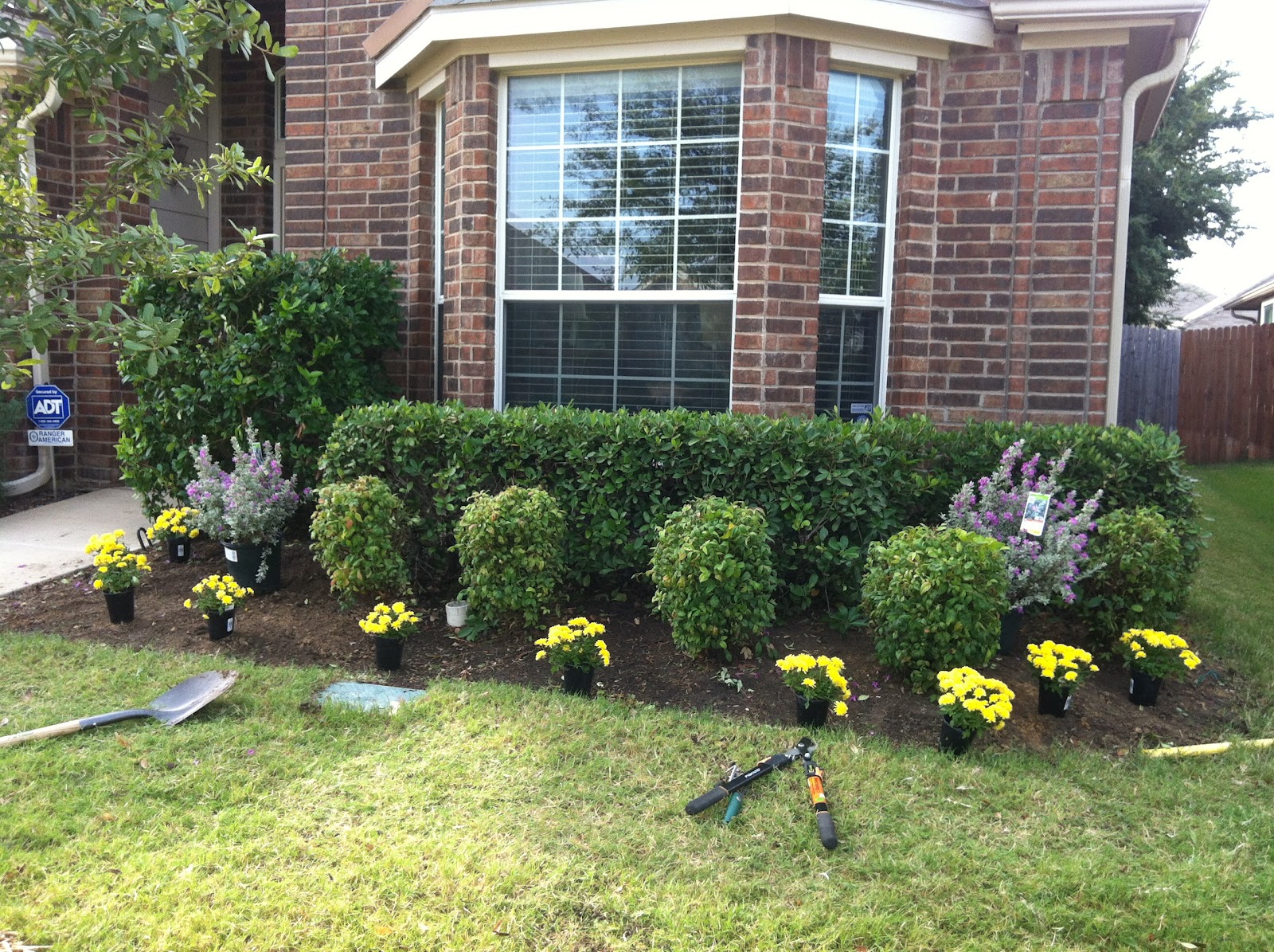 25 Spectacular Small Backyard Landscaping Ideas Slodive