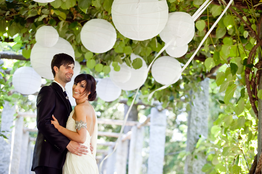 de Lovely Affair Chinese Wedding Lanterns Elegant, Fun, Never Out of