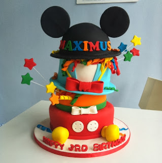 TeaRoom by Bel Jee: Mickey Mouse Theme cake