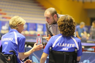 Clément coachant Florence Sireau-Gossiaux et Isabelle Lafaye