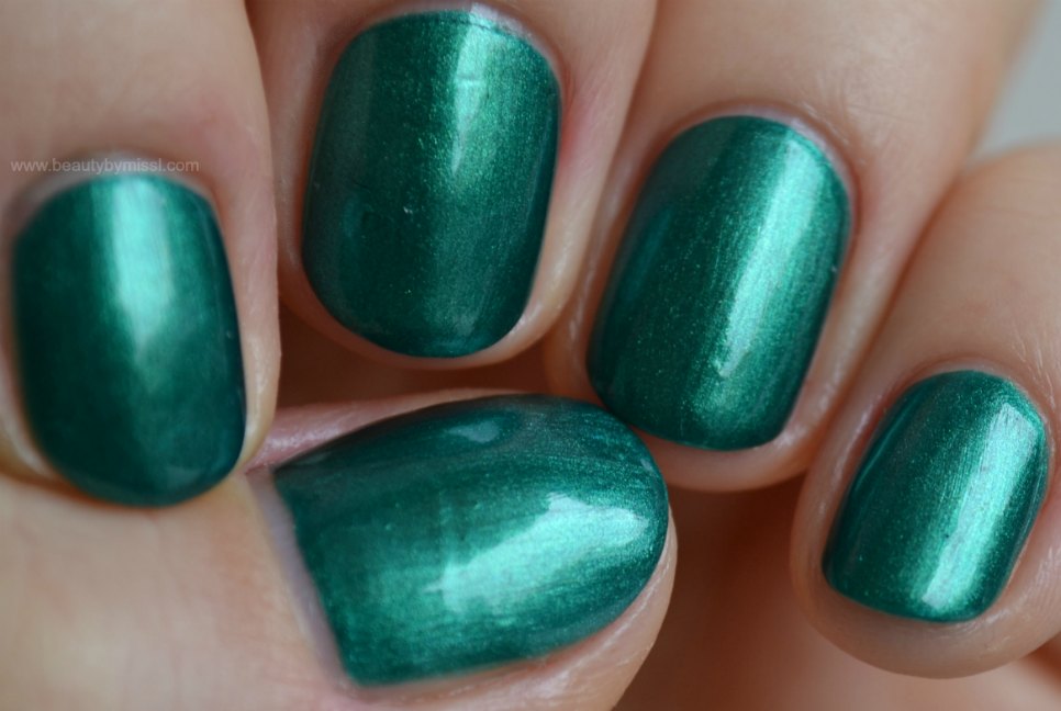 NOTD China Glaze Outta Bounds Beauty by Miss L