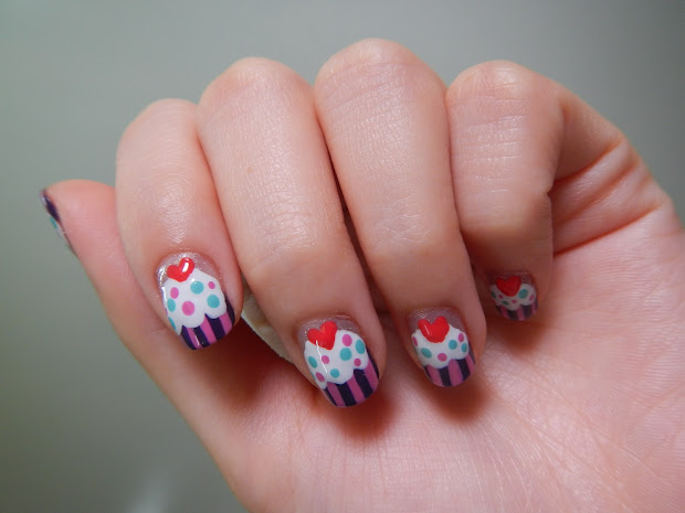karen lives high cupcake nails