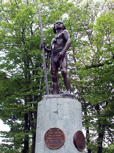 Monumento al toki Lautaro
